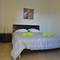 Отель Apartment Near 4 Seasons Hotel Beach