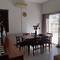 Отель Ideal Holiday House