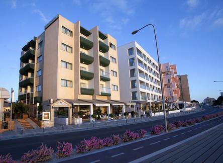 Отель Costantiana Beach Hotel Apart