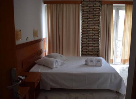 Отель Acropole Hotel, Piraeus /Athens