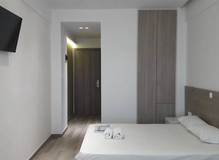 Отель Hotel Zefyros