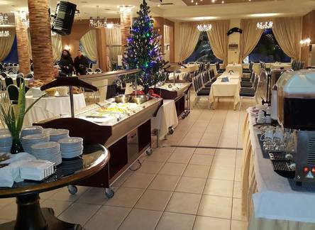 Отель Hotel Yakinthos