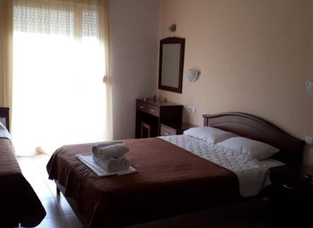 Отель Denis Studios and Apartments
