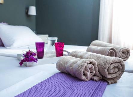 Отель Apartments Mantsiou Old Nikiti