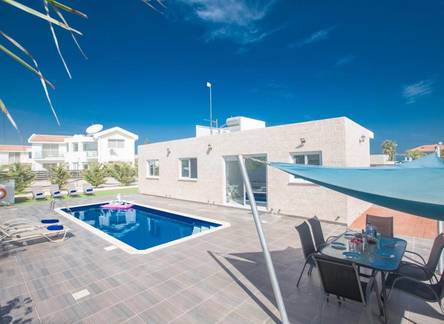Отель Golden Dream Villa