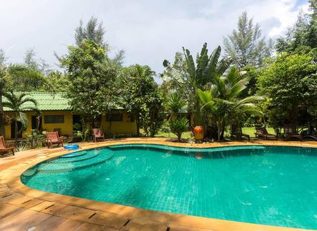 Отель Kamala Bungalows