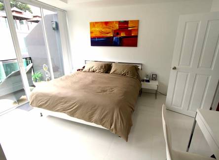 Отель Phuket Beach Pool Villas
