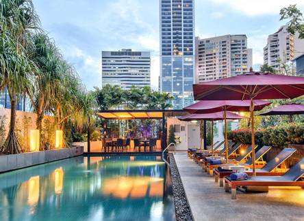 Отель Park Plaza Bangkok Soi 18 Hotel