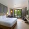 Отель Holiday Inn Express Bangkok Sukhumvit 11