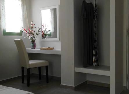 Отель Christina Rooms