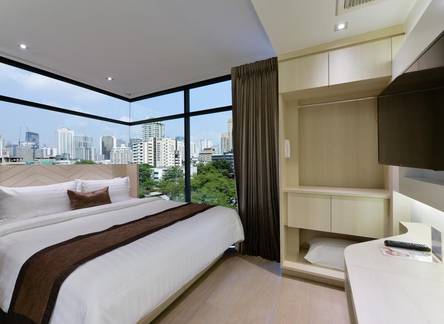 Отель Aspira G Sukhumvit 33