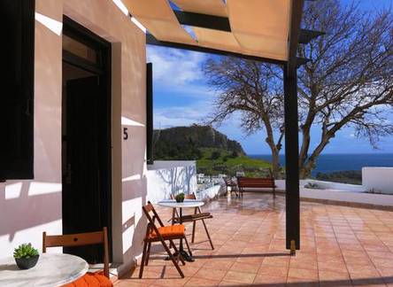 Отель Little Lindos Sea View Studios