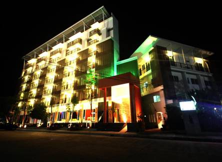 Отель Twin Hotel
