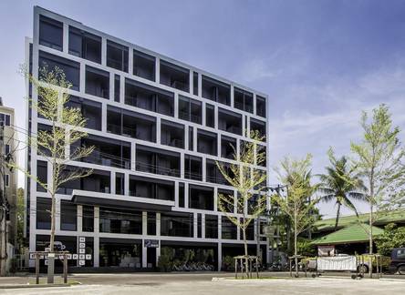 Отель Blu Monkey Hub and Hotel