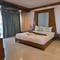 Отель Mike Beach Resort