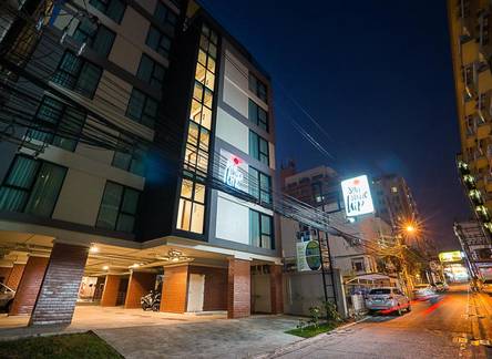 Отель Sunshine Hip Hotel