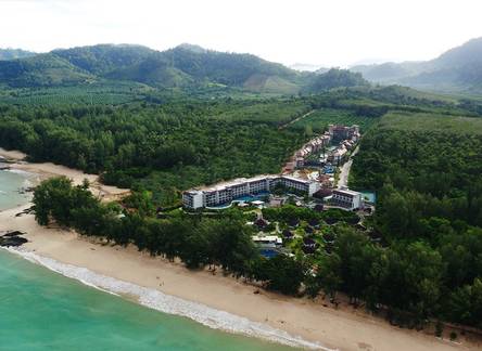 Отель Mai Holiday by Mai Khao Lak