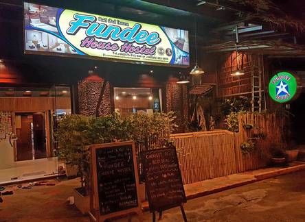 Отель Fundee House