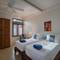 Отель Beach Front Luxury Hai Leng Villa