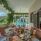 Отель Beach Front Luxury Hai Leng Villa
