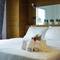 Отель Maenam Bay Resort