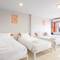 Отель Luna Guesthouse and Travel