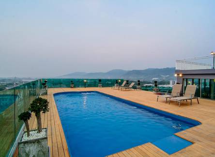 Отель The Blue Hotel