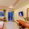 Отель ZEN Rooms Chaofa Nok