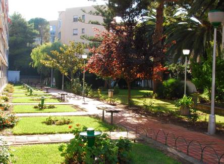 Отель Apartamentos Hesperia / Alfonso I