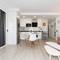 Отель UHC Novelty Apartments