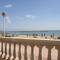 Отель Apartamentos Alquihouse Vilafortuny