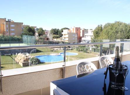 Отель Click & Booking Salou Village
