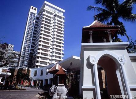 Отель Hilton Hua Hin Resort & Spa