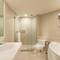 Отель HARRIS Hotel Tebet Jakarta