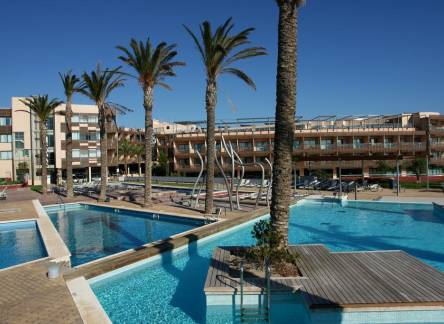 Отель Ohtels Les Oliveres