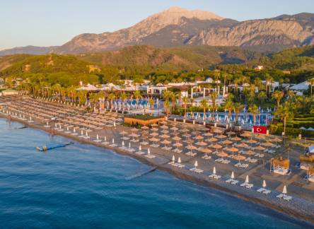 Отель Emelda Sun Club