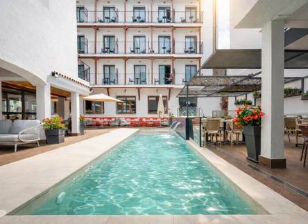 Отель Neptuno Hotel & SPA