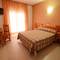 Отель Hostal Los Manos