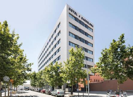 Отель Hotel 4 Barcelona