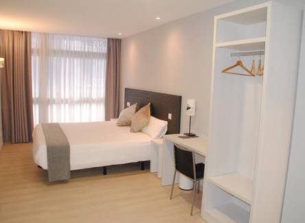 Отель Hostal Aslyp 114