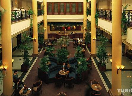 Отель Hilton Park Nicosia