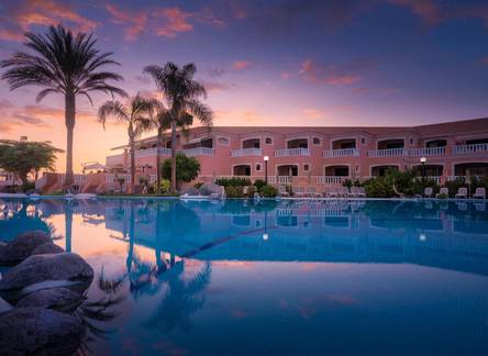 Отель Sol Sun Beach Apartamentos