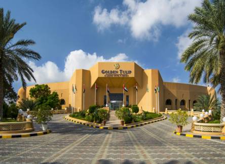 Отель Golden Tulip Al Jazira Hotel & Resort