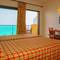 Отель SBH Club Paraiso Playa