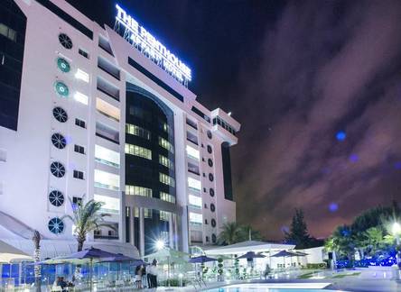 Отель The Penthouse Suites Hotel