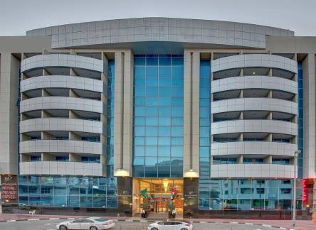 Отель Golden Tulip Deira