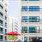 Отель Golden Sands Hotel Apartments