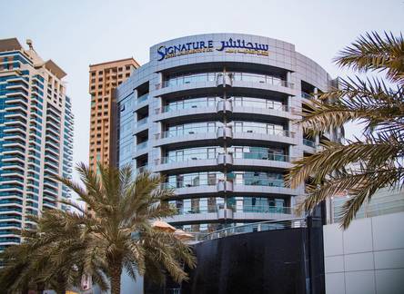 Отель Signature Hotel Apartments & Spa Marina