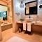 Отель Signature Hotel Al Barsha