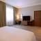 Отель Hilton Garden Inn Dubai Al Muraqabat